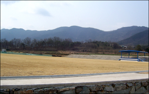 합천군 초계면 택리마을에 있는 패러글라이드 착륙장. 